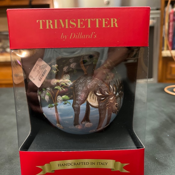 NWT, Beautiful, Globe Holiday Ornament.  Deer in the Woods.  Blue. - Picture 7 of 10